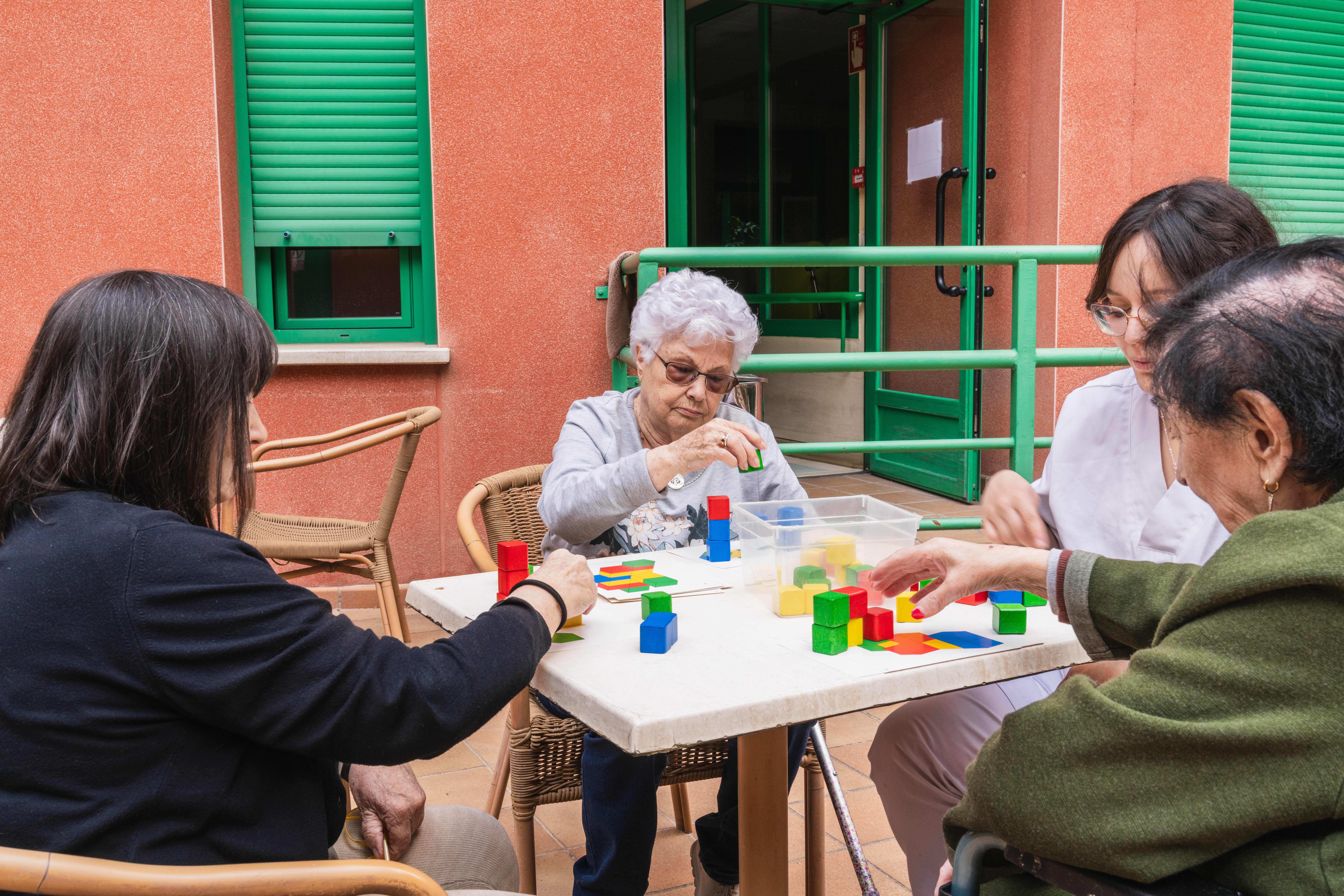 Social Activities in Assisted Living Homes: How DeSano Fosters Connection and Reduces Loneliness